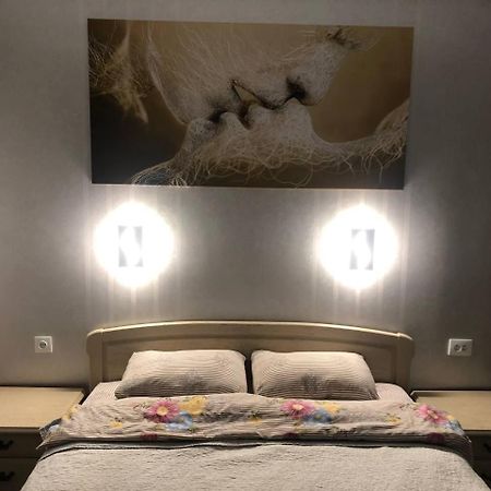 Apartments Апартамент Рабочая 81, Кирова Kirova Dnipro Extérieur photo